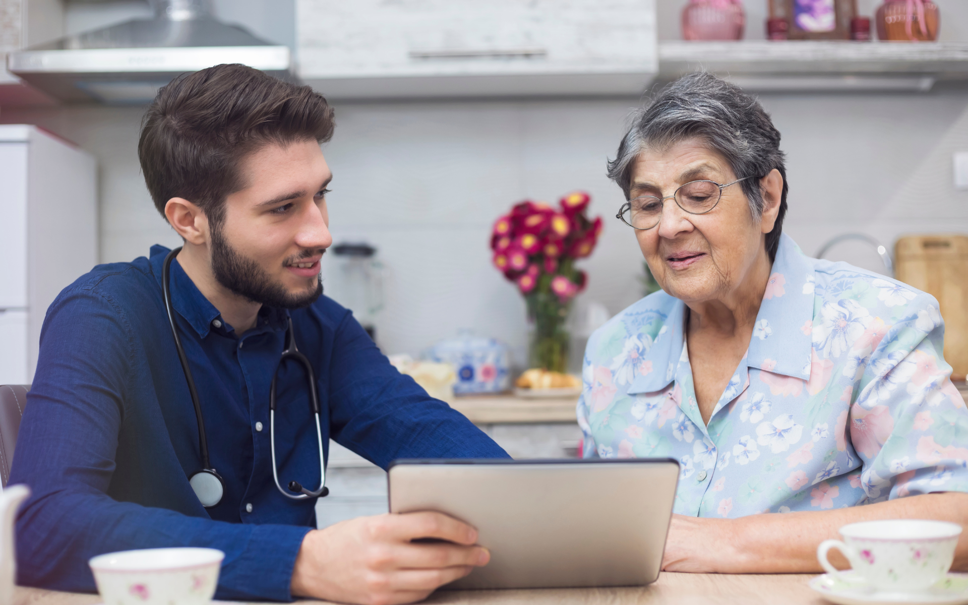 The Benefits of Technology for Elderly Care: Apps and Devices to Help Aging Parents Stay Safe and Connected